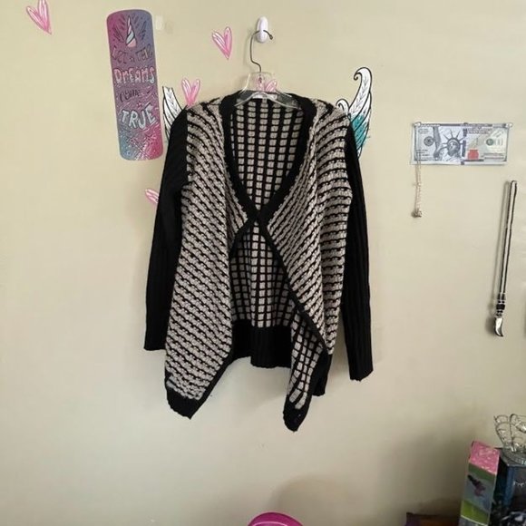 Sioni Sweaters | Women's Sioni Cardigan Sweater | Color: Black/Gray | Size: M | Tonibjeweled's Closet